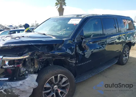 2018 Chevrolet Suburban Lt из США, поврежденный, VIN 1GNSCHKC1JR131979